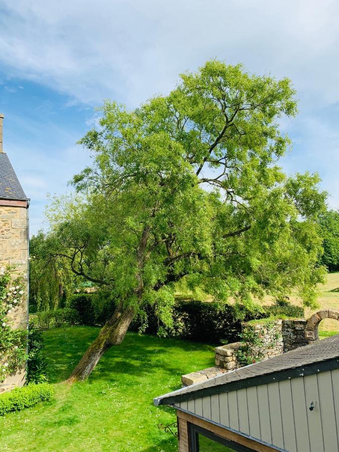 Le Domaine De Coat Rogan, La Chambre Du Tregor Bed & Breakfast Ploezal Exterior photo