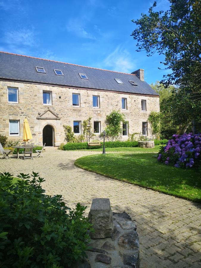 Le Domaine De Coat Rogan, La Chambre Du Tregor Ploezal Exterior photo